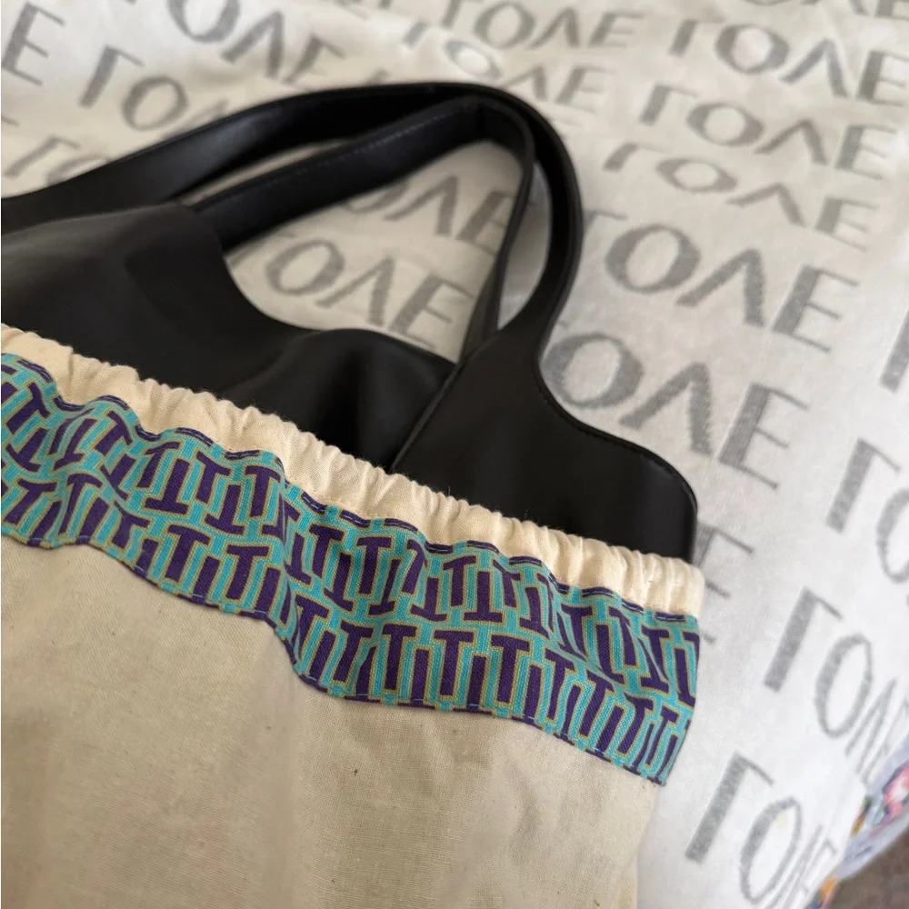 Stella McCartney Black Tote with Gold Lining - Picture 12 of 13